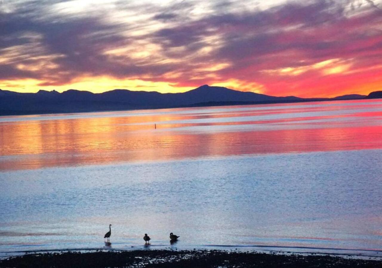 Oceanside Manor - Golf Course View Bed & Breakfast Qualicum Beach Dış mekan fotoğraf