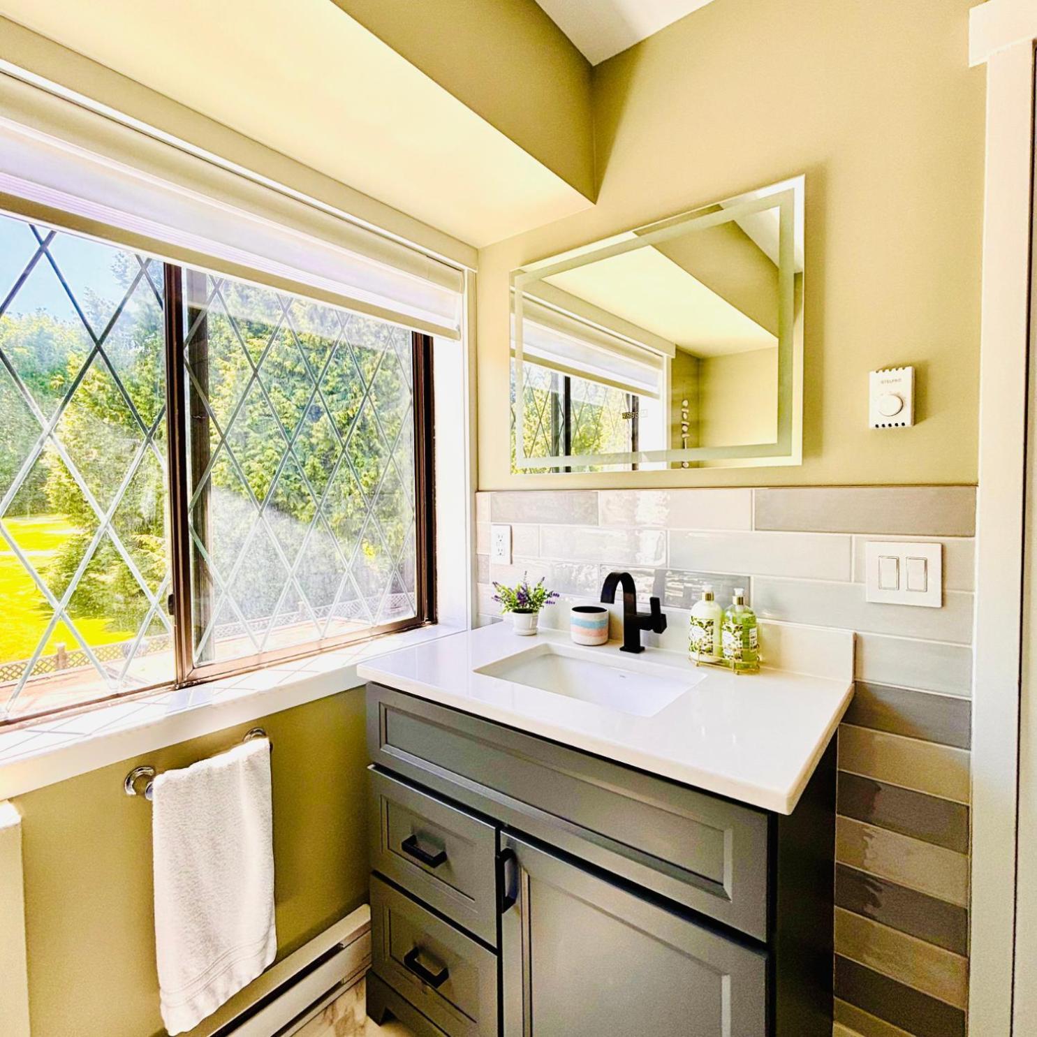 Oceanside Manor - Golf Course View Bed & Breakfast Qualicum Beach Dış mekan fotoğraf